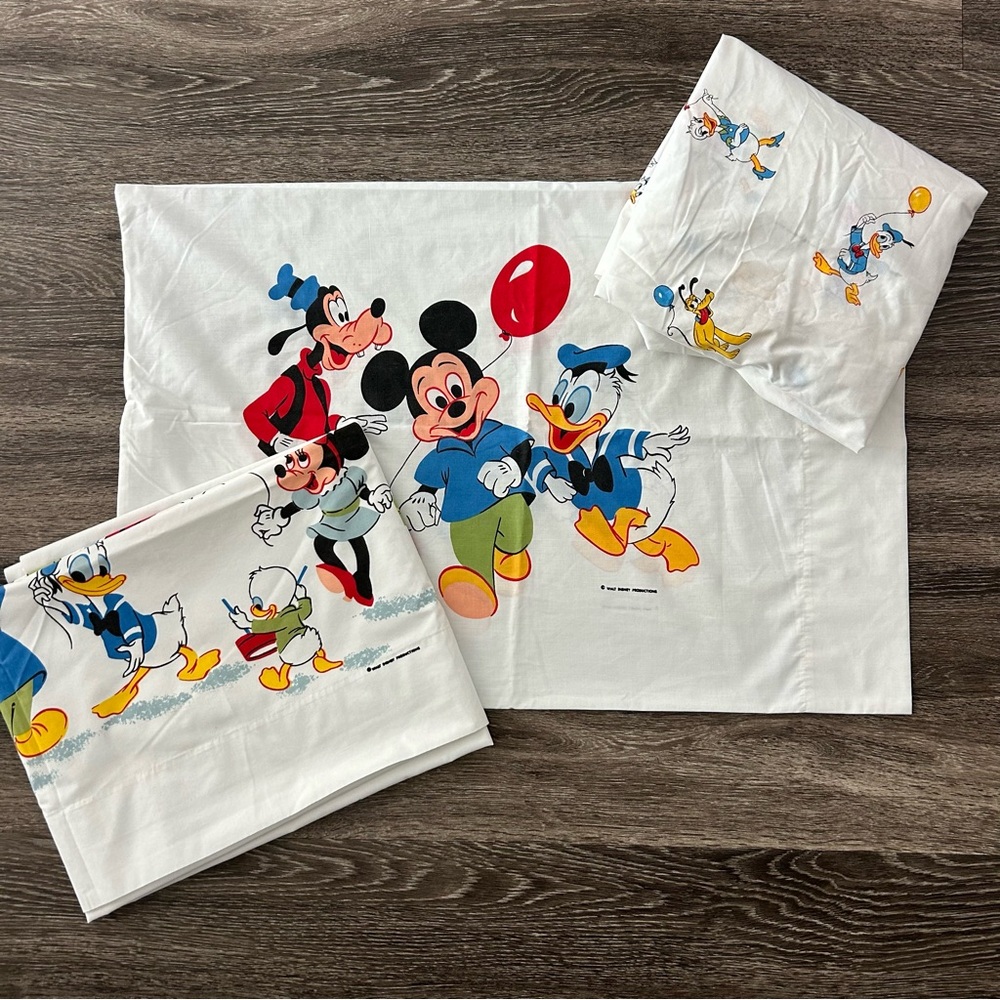 Vintage Wamsutta Walt Disney Characters Twin Sheet Set 60s Mickey Donald Daisy